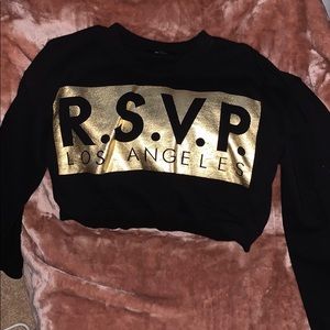 Cropped crew neck